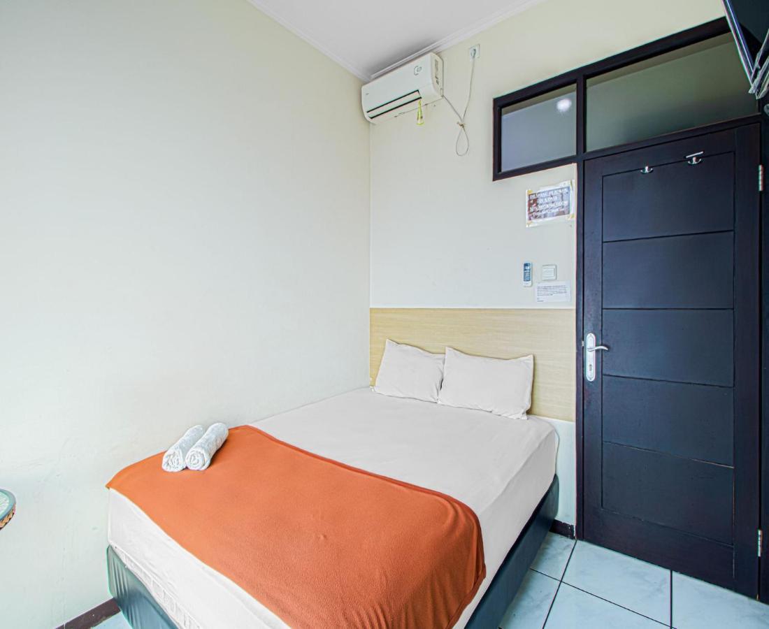 Hotel Bantal Guling Alun Alun Bandung Extérieur photo