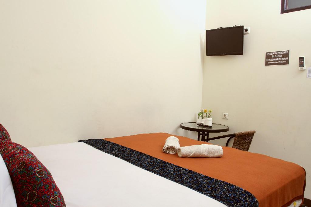 Hotel Bantal Guling Alun Alun Bandung Extérieur photo